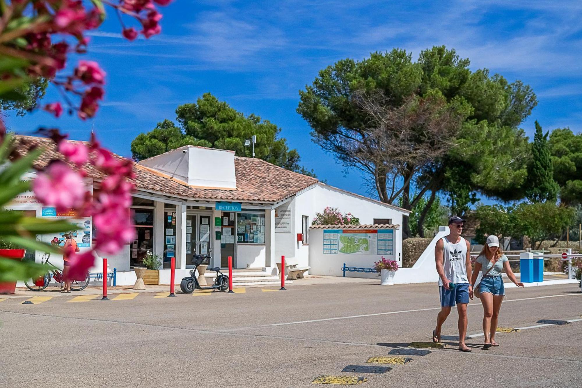 Oh! Campings La Brise Saintes-Maries-de-La-Mer Exterior foto